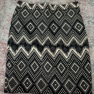 Black and White Geometric Pattern Skirt